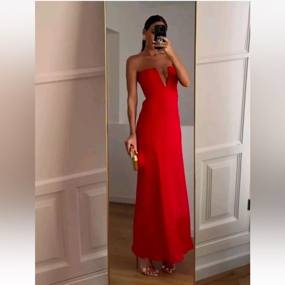 ZARA RED RUCHED STRAPLESS DRESS - Picture 3 of 16